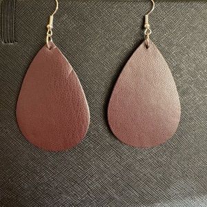 NWT Brown Smooth Faux Leather Tear Drop Earrings